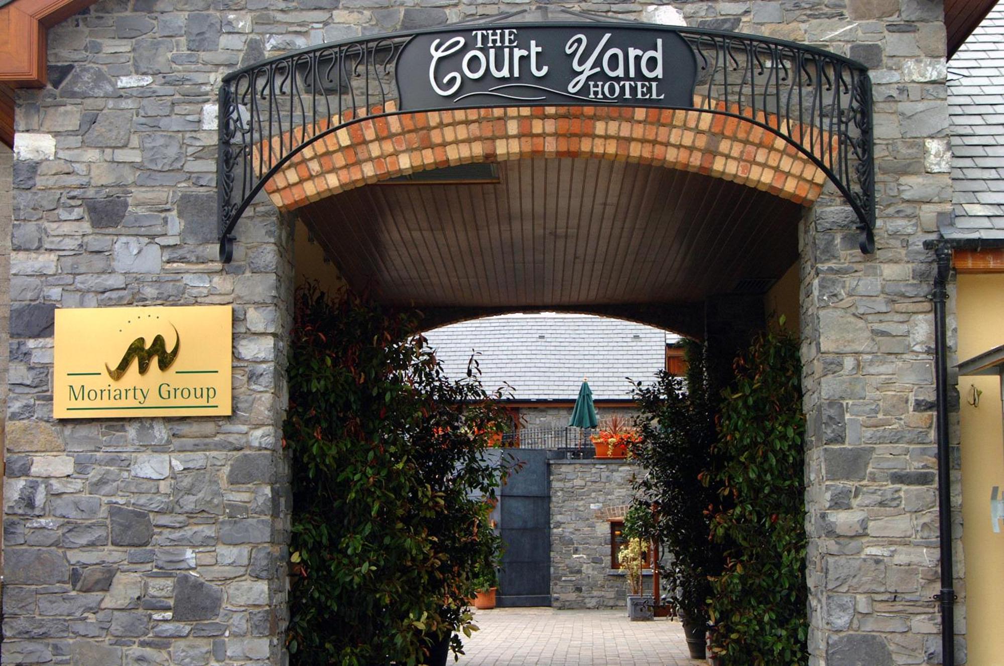 Court Yard Hotel Лейкслип Екстериор снимка